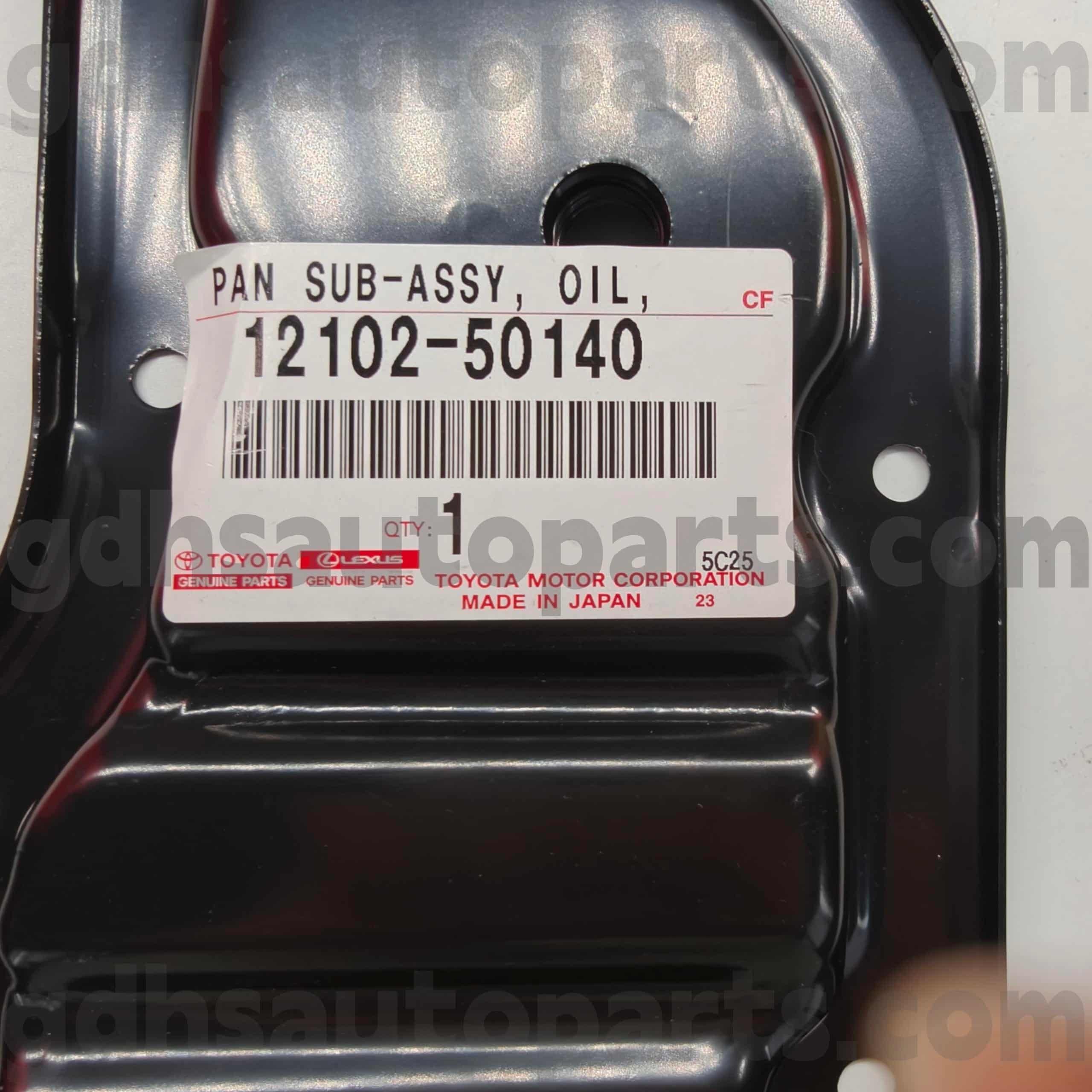 12102-50140 Coppa dell'olio originale Toyota per telaio LAND CRUISER NO.2UZFE UZJ200