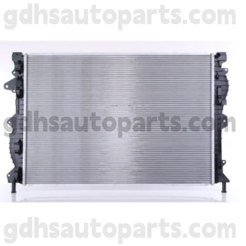 606681 Nissens Radiator per Evoque, Discovery OE n. LR075360